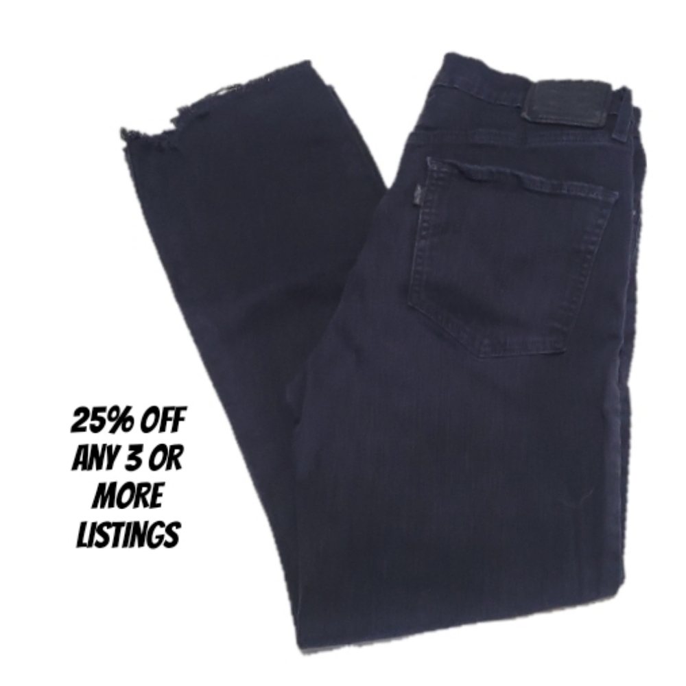 Levi's Crop Size 28 / 26 Denim Black Jeans Frayed Distressed Soft Pockets